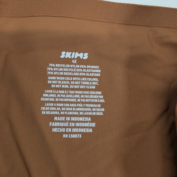NEW!!! SKIMS Jasper Mini Slip Dress Seamless Shapewear Low V-Cut Front Size 4X - Picture 3 of 7